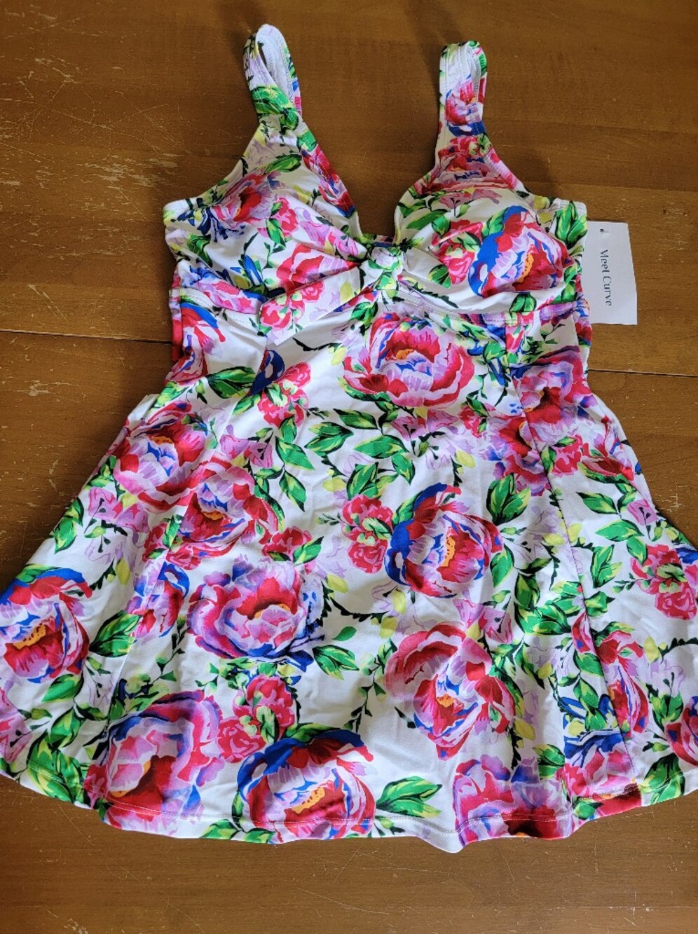 Floral Twist-Front One-Piece Swimdress in White With Pink Blooms Sz M NWT